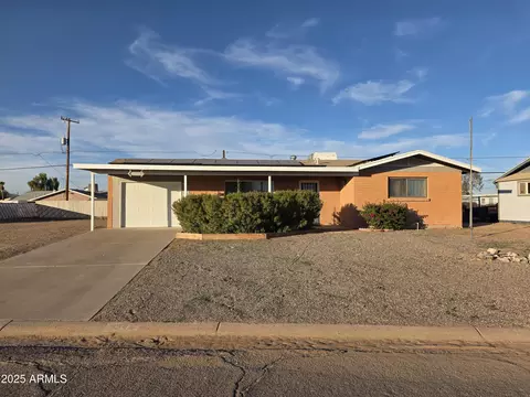 9346 W Madero Dr, Arizona City, AZ 85123