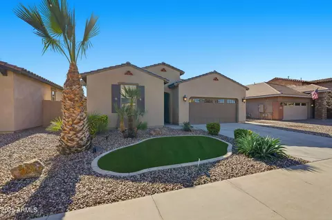 Exterior - 3377 E Tiffany Ct, Gilbert, AZ 85298 photo 3 of 10