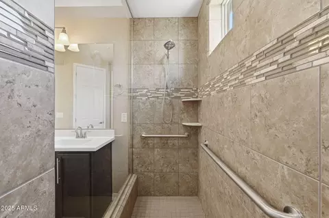 Bath - 3377 E Tiffany Ct, Gilbert, AZ 85298 photo 3 of 5