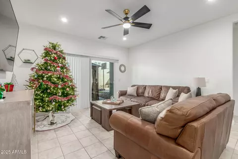 2102 W Sable Ave, Apache Junction, AZ 85120 photo 3