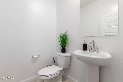 2102 W Sable Ave, Apache Junction, AZ 85120 photo 9