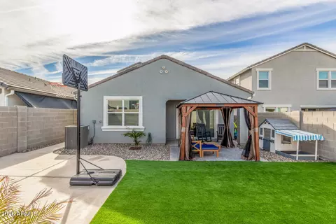 2102 W Sable Ave, Apache Junction, AZ 85120 photo 3