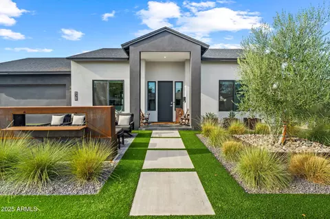 Other - 928 E Berridge Ln, Phoenix, AZ 85014 photo 1 of 20