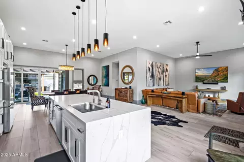 Other - 928 E Berridge Ln, Phoenix, AZ 85014 photo 8 of 20