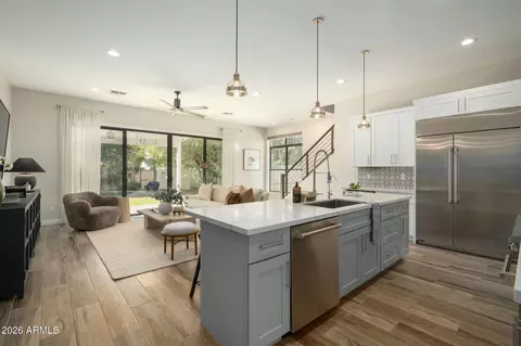 Kitchen - 4533 E Montecito Ave, Phoenix, AZ 85018 photo 3 of 3