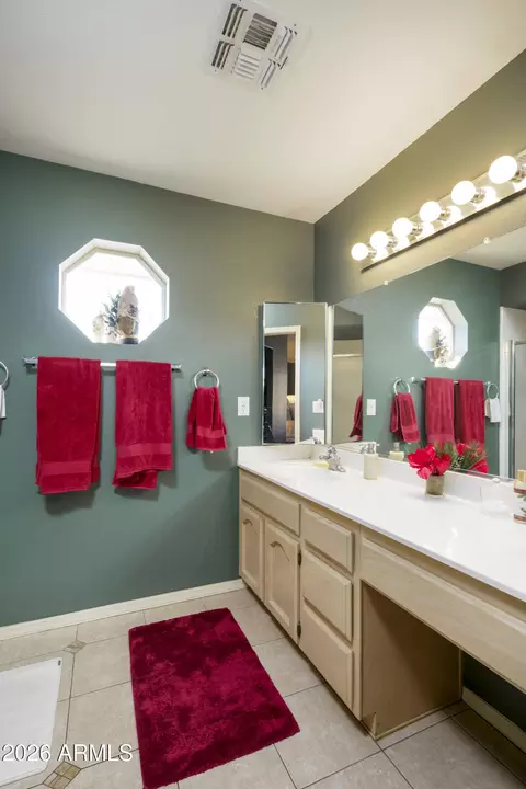 Bath - 11018 E Keats Ave E, Mesa, AZ 85209 photo 1 of 2