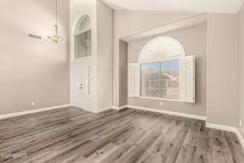111 W Windsor Dr, Gilbert, AZ 85233 photo 9