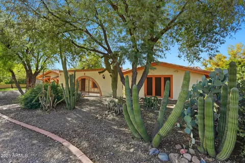 Exterior - 914 S 132nd St, Gilbert, AZ 85233 photo 1 of 14