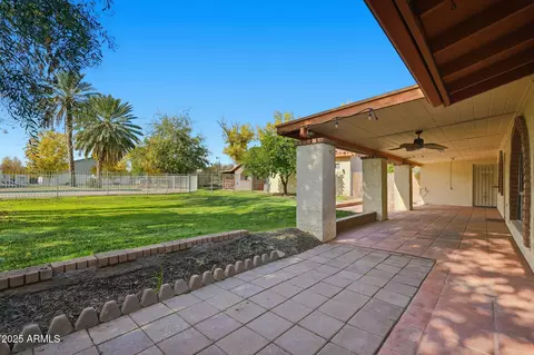 Exterior - 914 S 132nd St, Gilbert, AZ 85233 photo 5 of 14