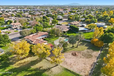 View/Area - 914 S 132nd St, Gilbert, AZ 85233 photo 8 of 9