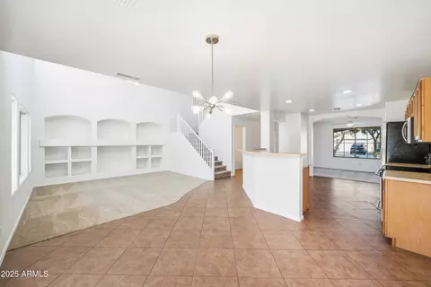 Living - 1709 E Beverly Rd, Phoenix, AZ 85042 photo 6 of 6