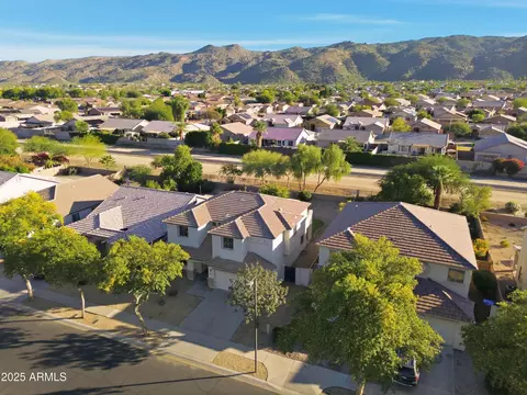 1709 E Beverly Rd, Phoenix, AZ 85042