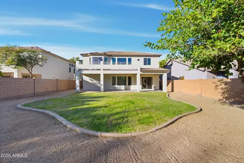 Exterior - 1709 E Beverly Rd, Phoenix, AZ 85042 photo 8 of 9