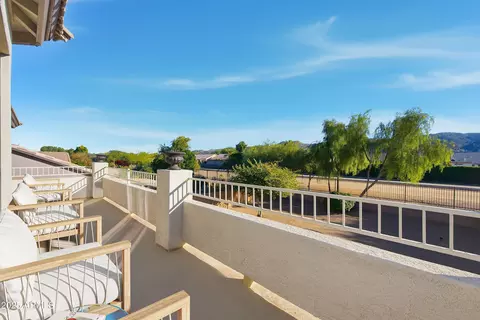 Exterior - 1709 E Beverly Rd, Phoenix, AZ 85042 photo 3 of 9