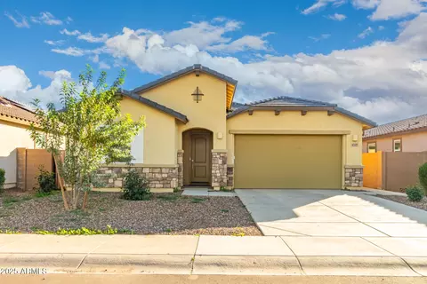 4207 Enmark Dr, San Tan Valley, AZ 85143