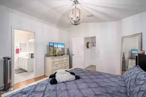 Bedroom - 2246 E Soft Wind Dr, Phoenix, AZ 85024 photo 2 of 3