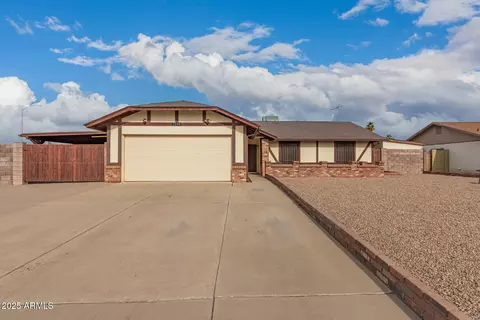 7044 W Cameron Dr, Peoria, AZ 85345