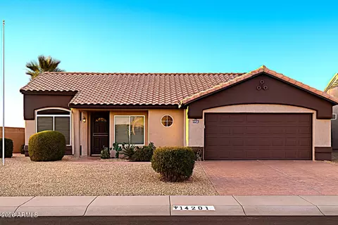 14201 W Colt Ln, Sun City West, AZ 85375