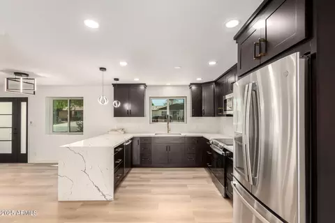 Kitchen - 2210 Everett Dr, Phoenix, AZ 85022 photo 2 of 2