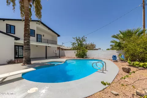 Exterior - 2210 Everett Dr, Phoenix, AZ 85022 photo 10 of 12