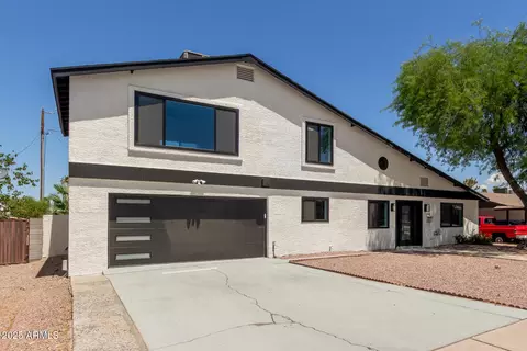 Exterior - 2210 Everett Dr, Phoenix, AZ 85022 photo 2 of 12