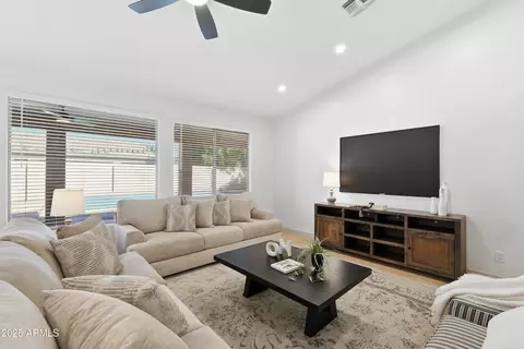 Living - 656 W Johnson Dr, Gilbert, AZ 85233 photo 3 of 3