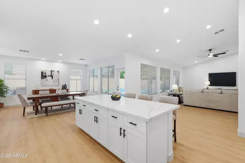 Other - 656 W Johnson Dr, Gilbert, AZ 85233 photo 1 of 8