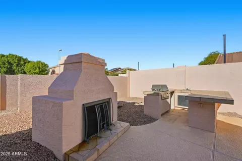 Exterior - 656 W Johnson Dr, Gilbert, AZ 85233 photo 6 of 7