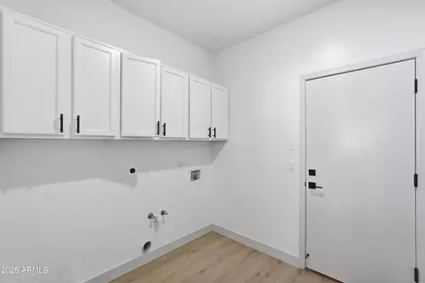 Other - 656 W Johnson Dr, Gilbert, AZ 85233 photo 5 of 8