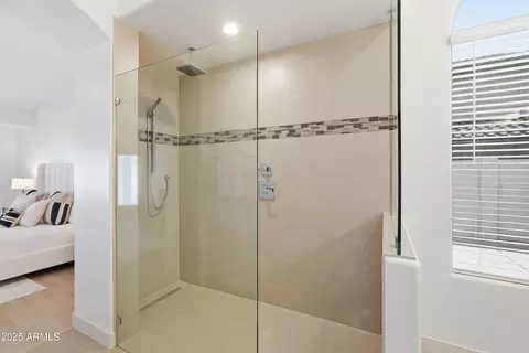 Bath - 656 W Johnson Dr, Gilbert, AZ 85233 photo 4 of 4