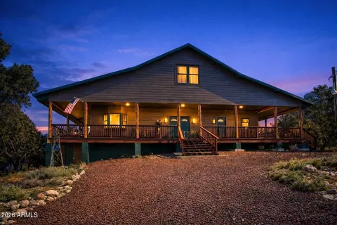 3651 Zane Grey Trl, Overgaard, AZ 85933