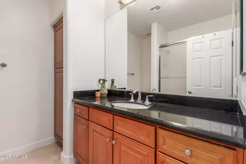 Bath - 25817 N Lawler Loop, Phoenix, AZ 85083 photo 8 of 8