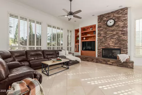 Living - 25817 N Lawler Loop, Phoenix, AZ 85083 photo 2 of 7