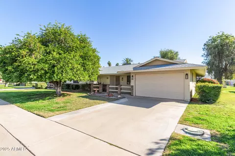 10407 W Desert Forest Cir, Sun City, AZ 85351