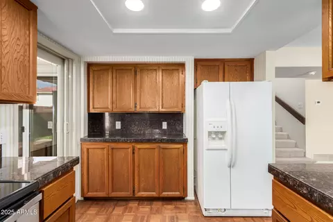 Kitchen - 1518 E Candlestick Dr, Tempe, AZ 85283 photo 4 of 4