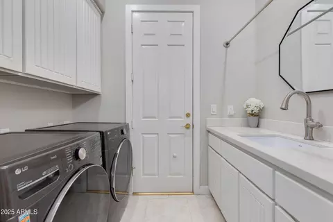 3130 E Squaw Peak Cir, Phoenix, AZ 85016 photo 44