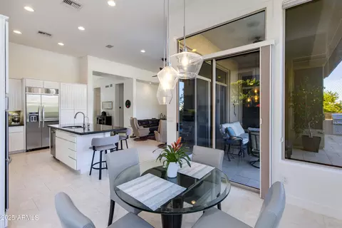 3130 E Squaw Peak Cir, Phoenix, AZ 85016 photo 18