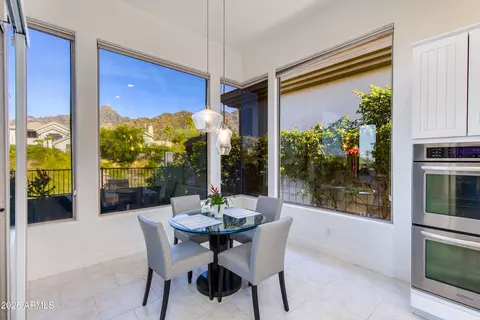 3130 E Squaw Peak Cir, Phoenix, AZ 85016 photo 19