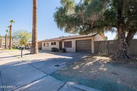 2045 W Sunnyside Ave, Phoenix, AZ 85029