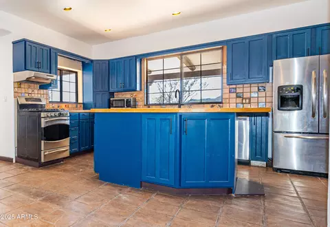 Kitchen - 1151 E Border Rd, Bisbee, AZ 85603 photo 4 of 4