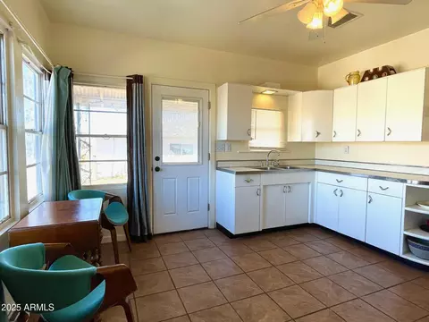Kitchen - 20 Mojave Trl, Bisbee, AZ 85603 photo 1 of 4