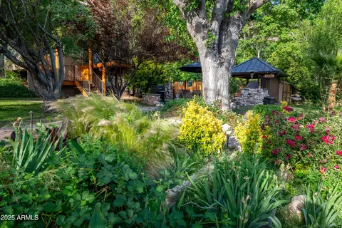 1350 N Page Springs Rd, Cornville, AZ 86325