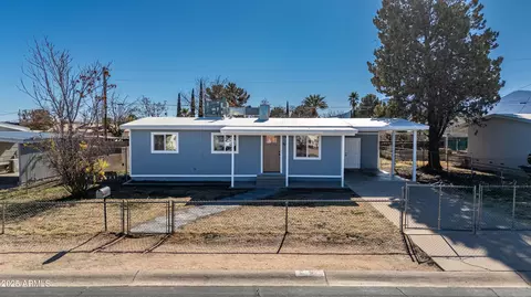 42 Peterson St, Sierra Vista, AZ 85635