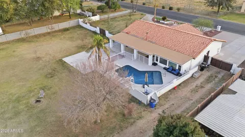 View/Area - 704 E Mesquite Ave, Gilbert, AZ 85296 photo 9 of 9