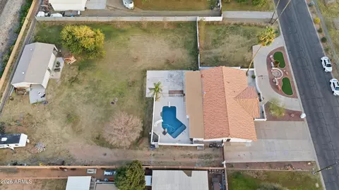 View/Area - 704 E Mesquite Ave, Gilbert, AZ 85296 photo 5 of 9