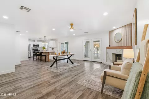Living - 704 E Mesquite Ave, Gilbert, AZ 85296 photo 2 of 3
