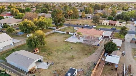 View/Area - 704 E Mesquite Ave, Gilbert, AZ 85296 photo 4 of 9