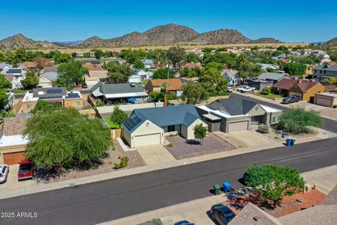 1362 E Wickieup Ln, Phoenix, AZ 85024 photo 64