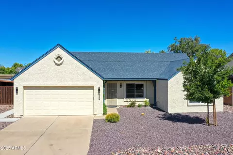1362 E Wickieup Ln, Phoenix, AZ 85024 photo 57