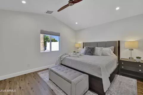 1362 E Wickieup Ln, Phoenix, AZ 85024 photo 24